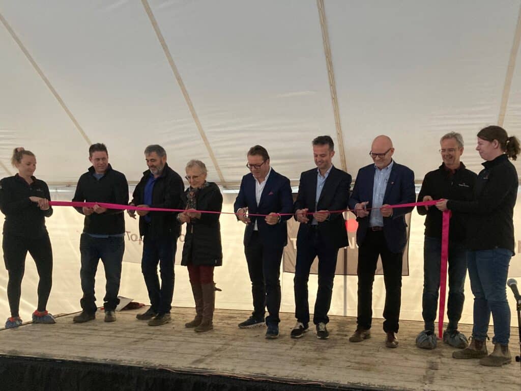 Topigs Norsvin opens Innova Canada